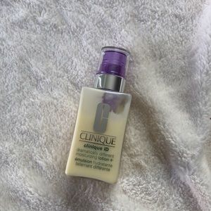 CLINIQUE DRAMATICALLY DIFFERENT MOISTURIZING LOTN+
